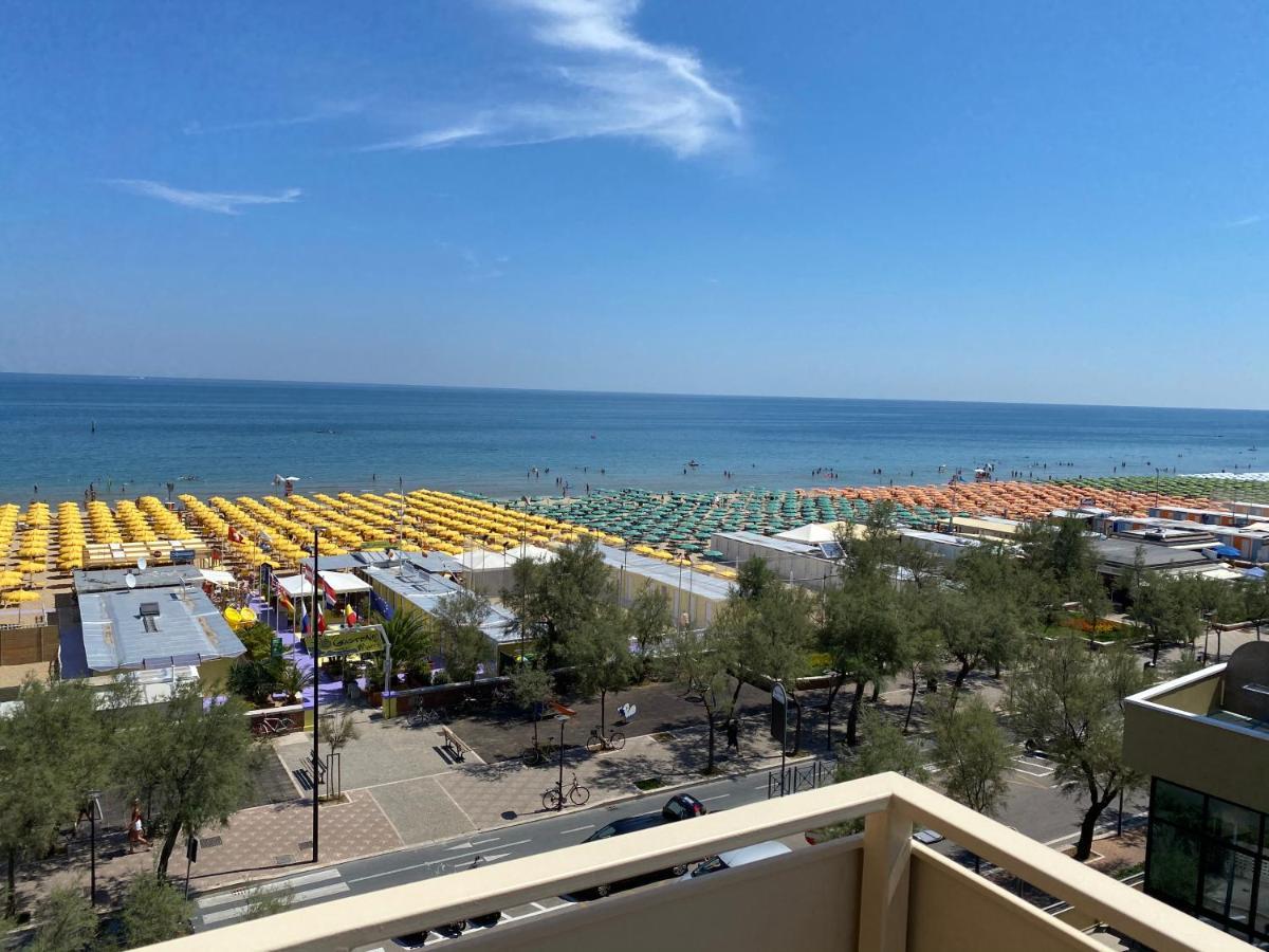 Hotel Nettuno Pesaro Eksteriør bilde