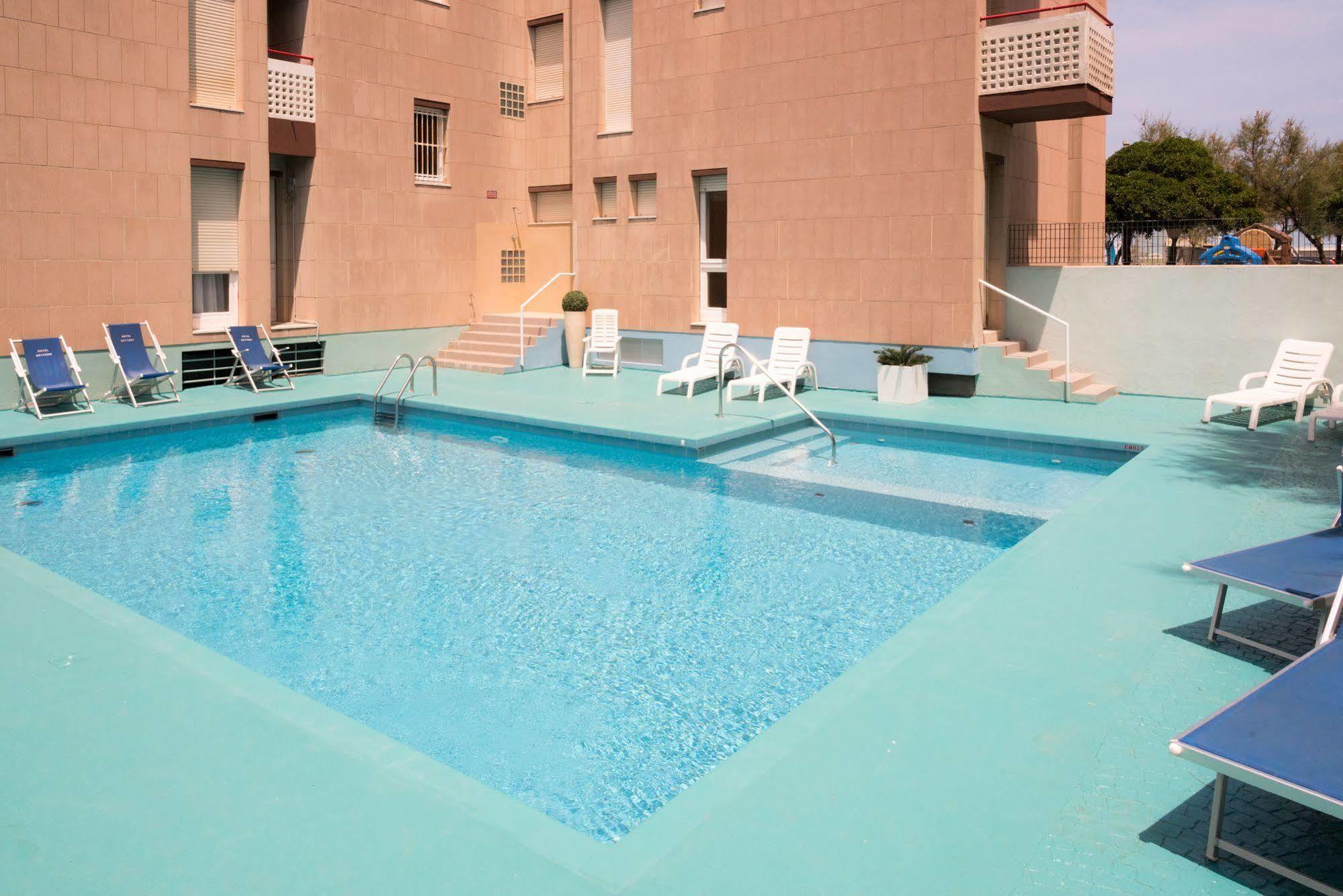 Hotel Nettuno Pesaro Eksteriør bilde
