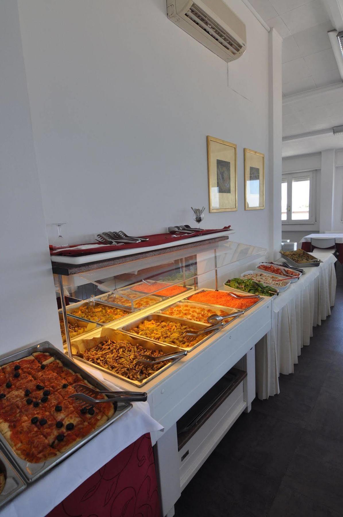 Hotel Nettuno Pesaro Eksteriør bilde