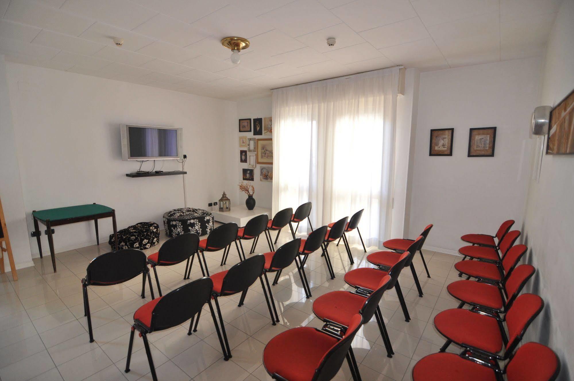 Hotel Nettuno Pesaro Eksteriør bilde