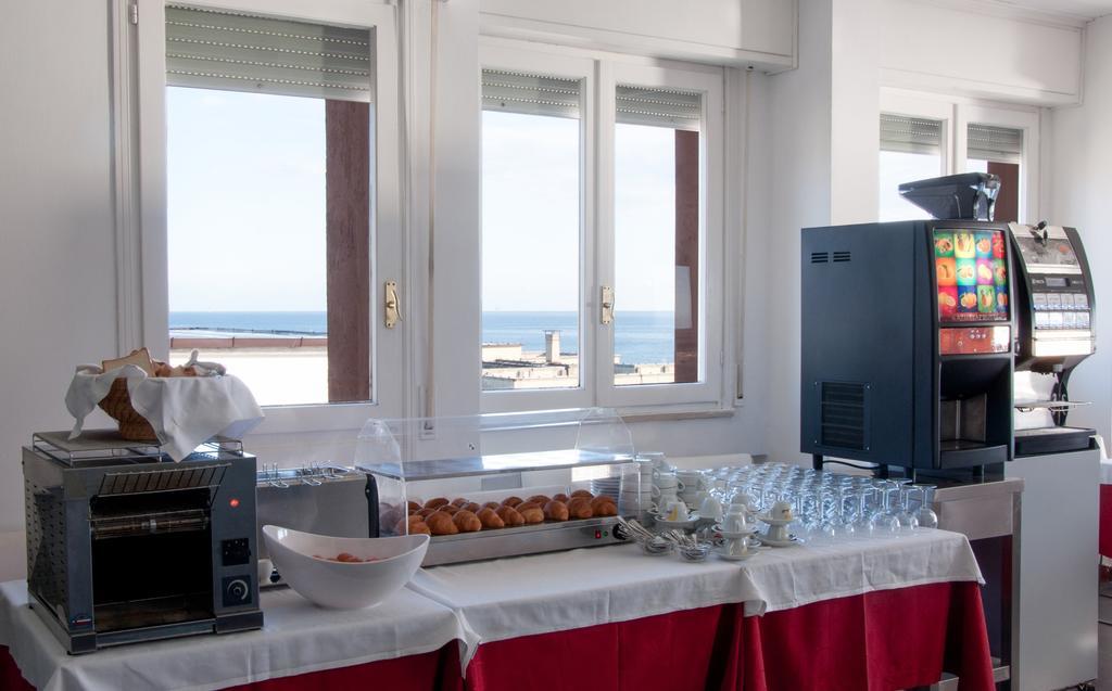 Hotel Nettuno Pesaro Eksteriør bilde