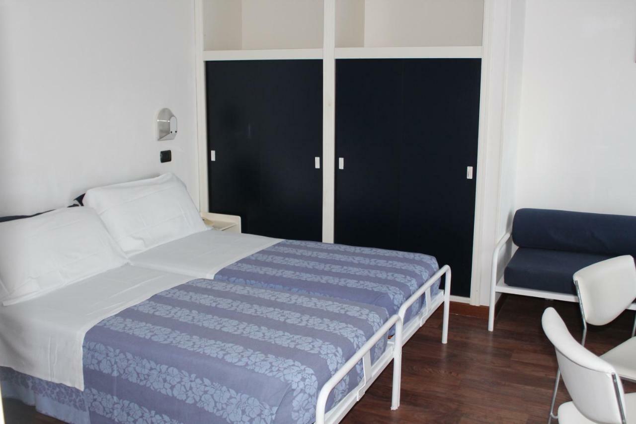 Hotel Nettuno Pesaro Eksteriør bilde